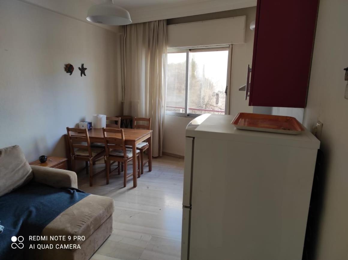 Square 2 Apartment Komotiní Ngoại thất bức ảnh